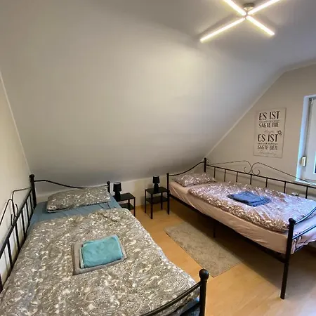 Stern Unterkunft bis zu 9 Betten verfügbar Bremen Exterior foto