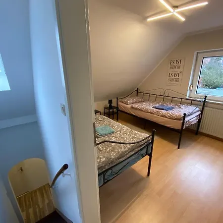 Stern Unterkunft bis zu 9 Betten verfügbar Bremen Exterior foto